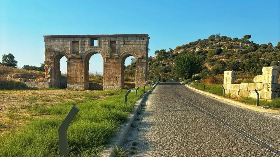 Patara Plajı – Patara Antik Kenti