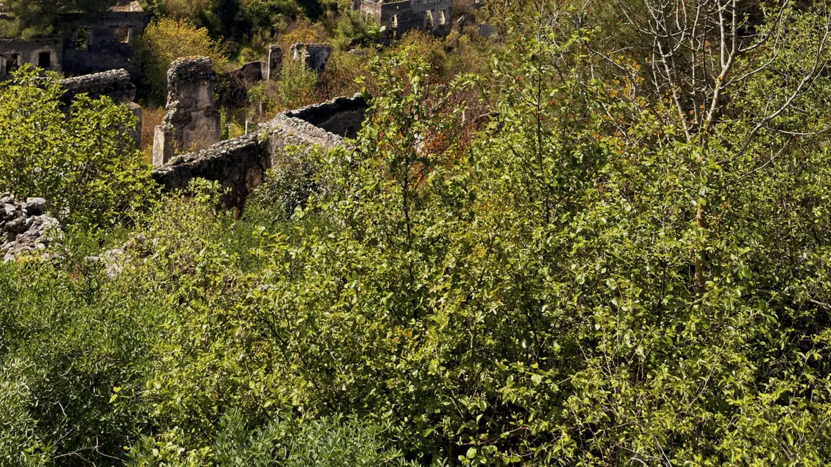 Kayaköy Terk Edilmiş Köy Yolculuğu Fethiye’de Görülmesi Gereken Yer