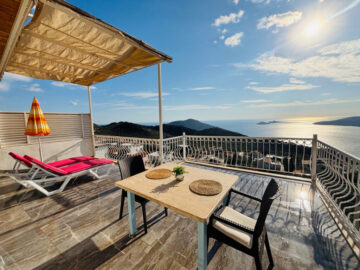 Apart View House (3)