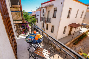 Apart Yakamoz Yakamoz Apart Yakamoz (2)Apart Yakamoz.jpg